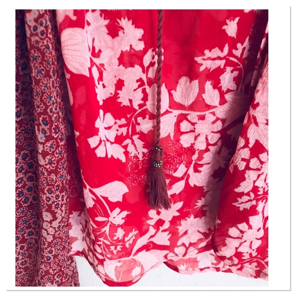 Free People Hendrix Blouse Red Floral Boho Tassel Front Size XS - Picture 3 of 11